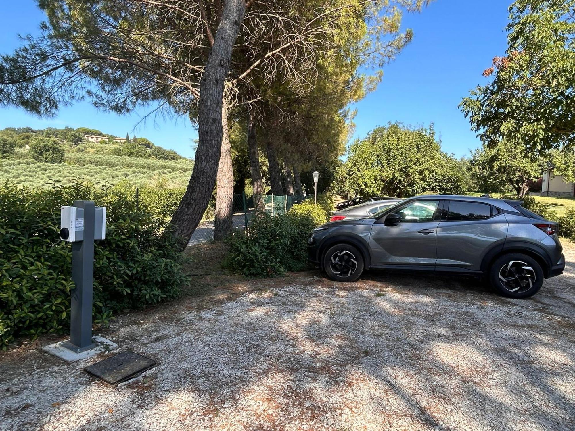 Agriturismo Tenuta Conti Faina Fratta Todina Luaran gambar