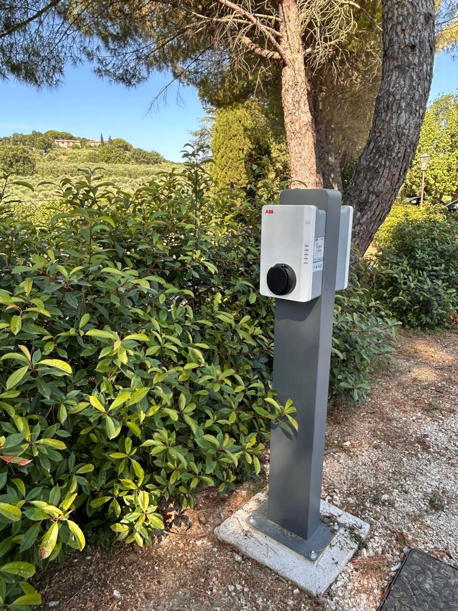 Agriturismo Tenuta Conti Faina Fratta Todina Luaran gambar