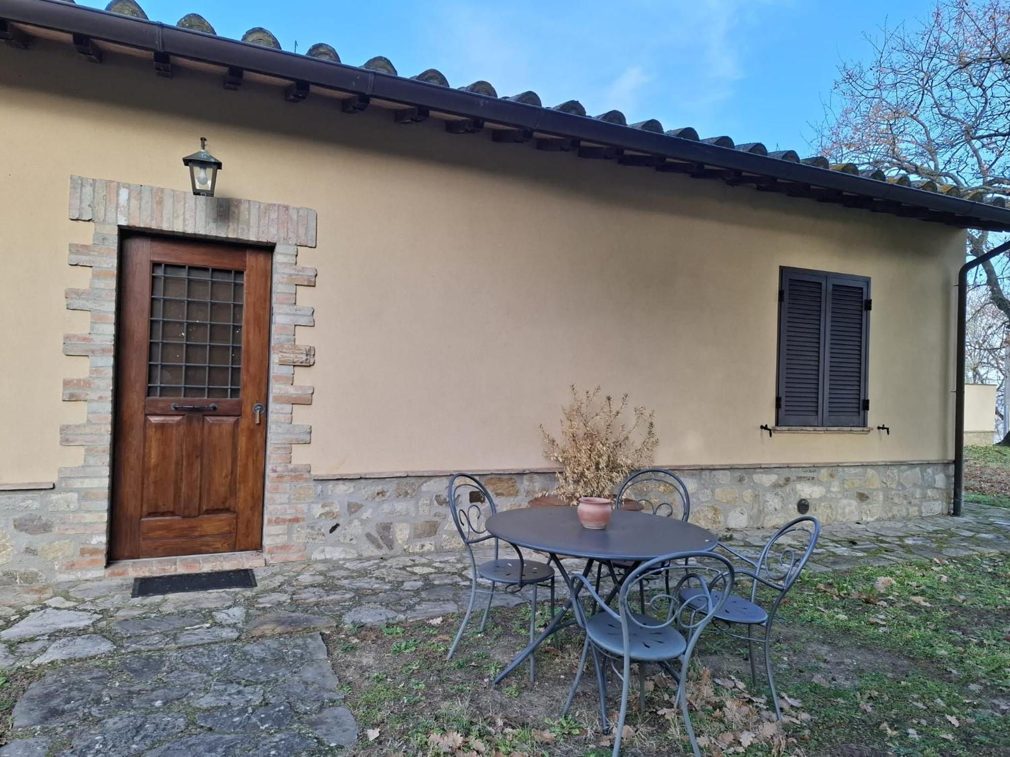 Agriturismo Tenuta Conti Faina Fratta Todina Luaran gambar