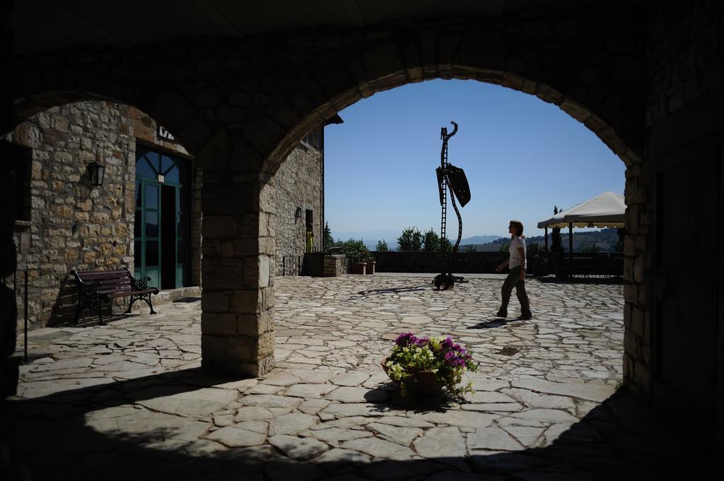 Agriturismo Tenuta Conti Faina Fratta Todina Bilik gambar