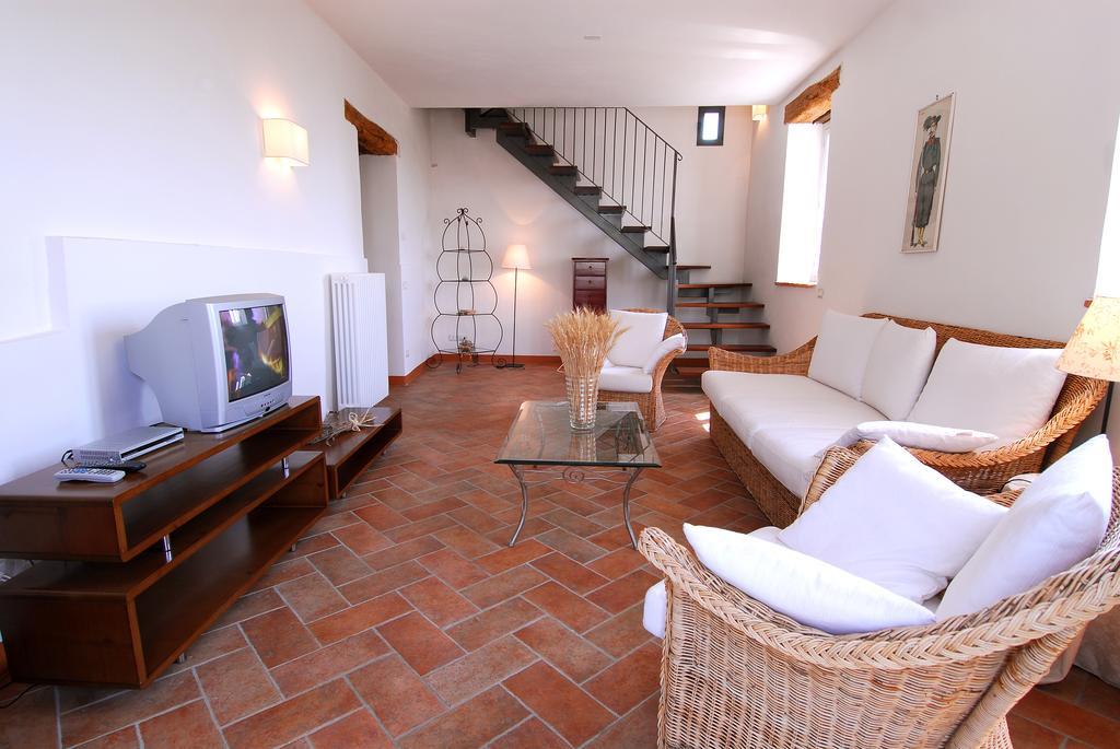 Agriturismo Tenuta Conti Faina Fratta Todina Bilik gambar