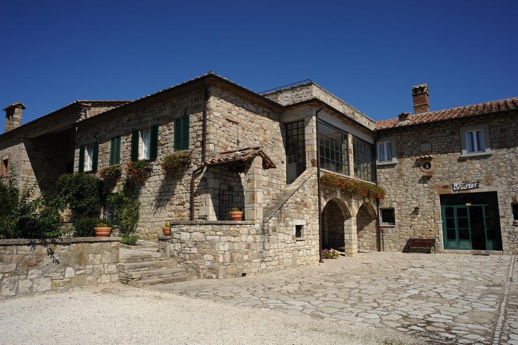 Agriturismo Tenuta Conti Faina Fratta Todina Luaran gambar